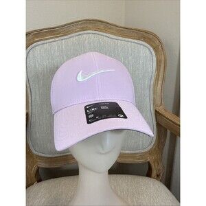 Nike Dri Fit Club Cap Swoosh Adult Golf Hat Lilac  L/XL Adjustable Casual Preppy